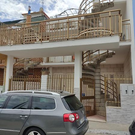 טורה לפילו Casa Vacanza Villa Teresa Dix מראה חיצוני תמונה